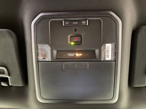 Certified 2024 Toyota Tacoma SR5 image 29