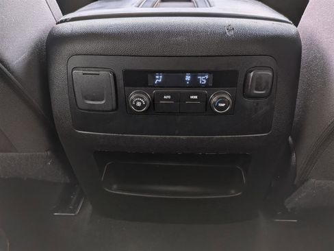 Used 2016 Chevrolet Tahoe LS w/ Enhanced Driver Alert Package image 26