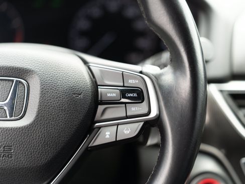 Used 2018 Honda Accord Sport image 20