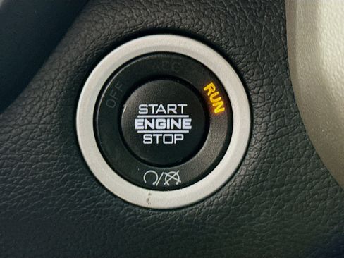 Used 2021 RAM 2500 Laramie AWD/4WD image 20