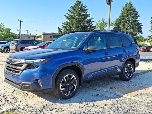 New 2026 Subaru Forester Premium AWD/4WD image 3