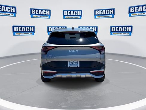 Used 2023 Kia Sportage LX AWD/4WD image 7