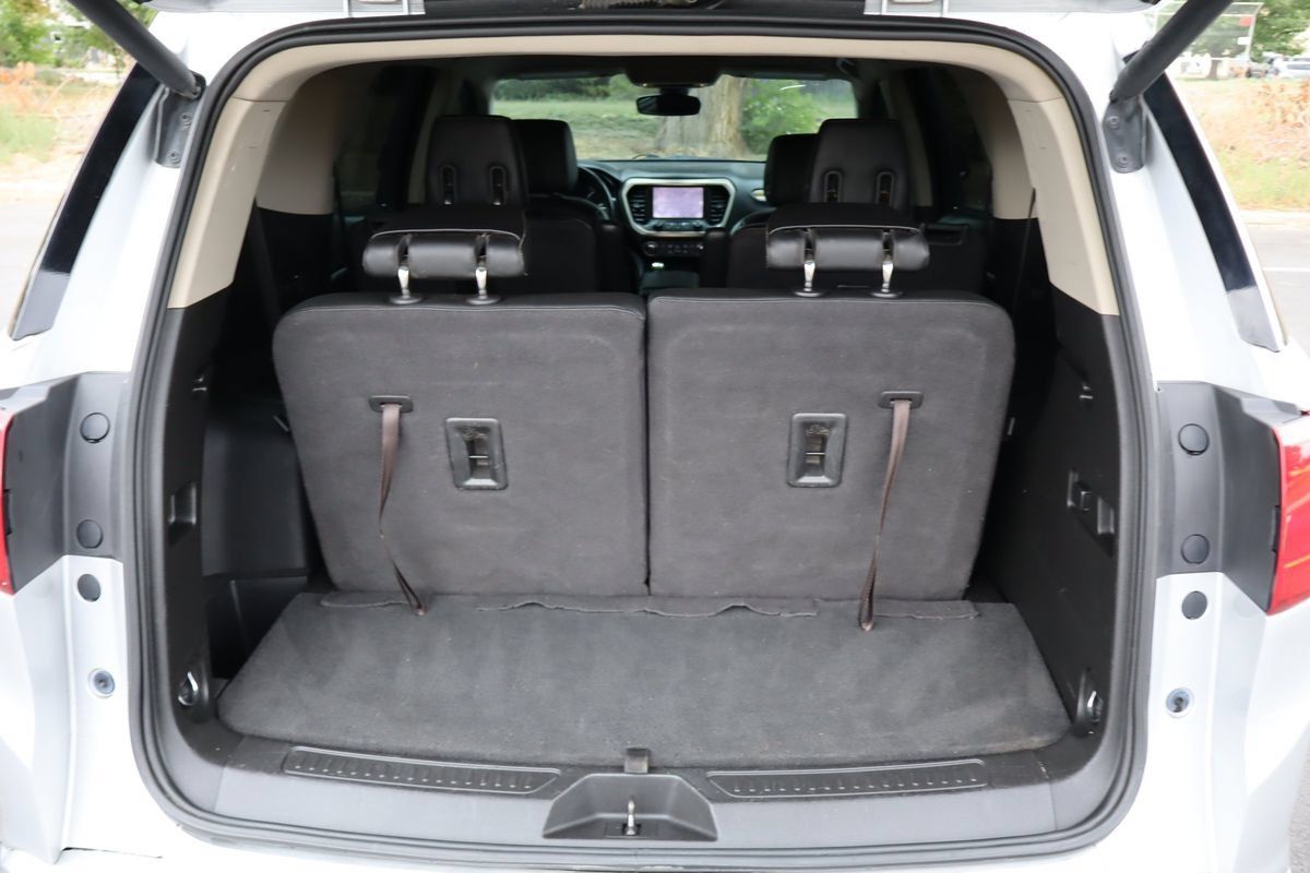 Used 2017 GMC Acadia Denali AWD/4WD image 14