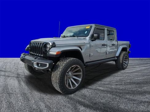 Used 2020 Jeep Gladiator Overland image 8