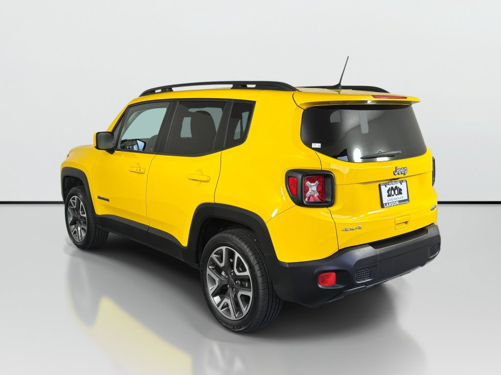 Used 2018 Jeep Renegade Latitude w/ Cold Weather Group AWD/4WD image 6