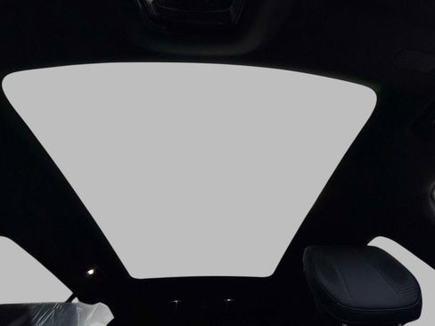 New 2025 Cadillac Escalade IQ Luxury 1 image 21