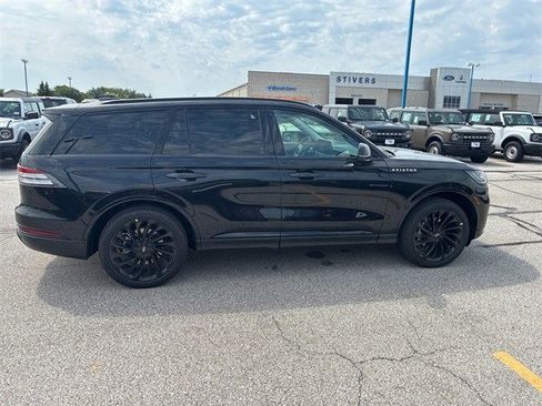New 2025 Lincoln Aviator Reserve w/ Jet Appearance Package image 3