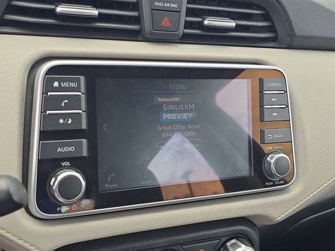 Certified 2021 Nissan Versa SV FWD image 22