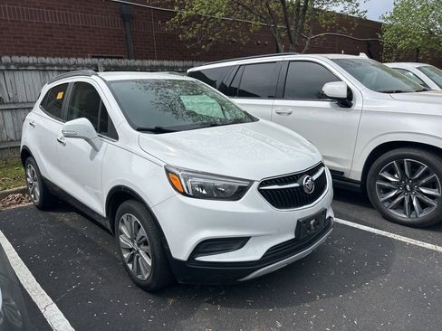 Used 2019 Buick Encore Preferred image 3