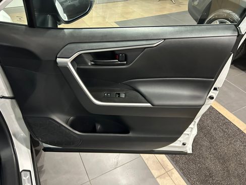 Used 2025 Toyota RAV4 LE image 26