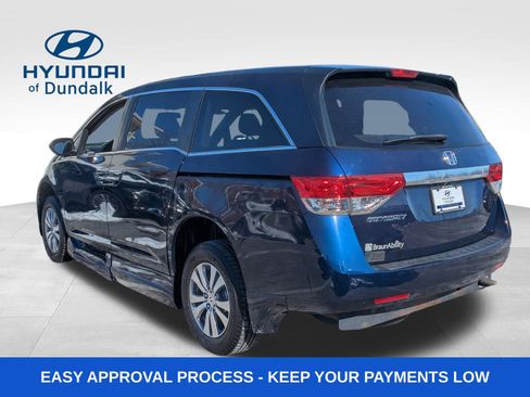 Used 2016 Honda Odyssey EX image 3