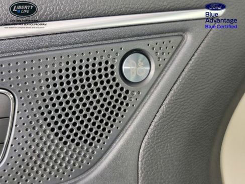 Certified 2024 Ford Edge Titanium w/ Equipment Group 301A AWD/4WD image 35