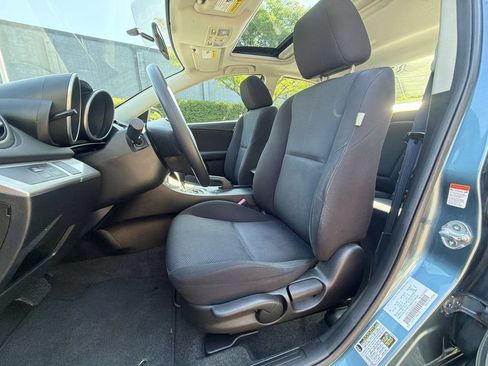 Used 2011 MAZDA MAZDA3 i Touring FWD image 19