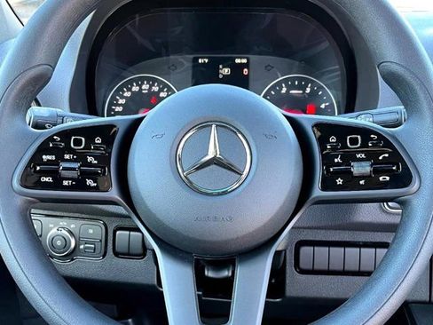 New 2024 Mercedes-Benz Sprinter 2500 image 11