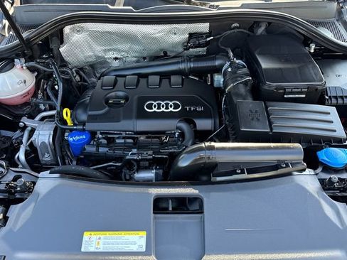 Used 2015 Audi Q3 2.0T Prestige AWD/4WD image 28