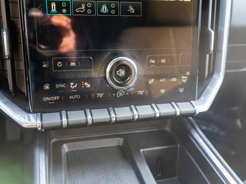 Used 2025 GMC Acadia Elevation w/ LPO, Floor Liner Package image 30