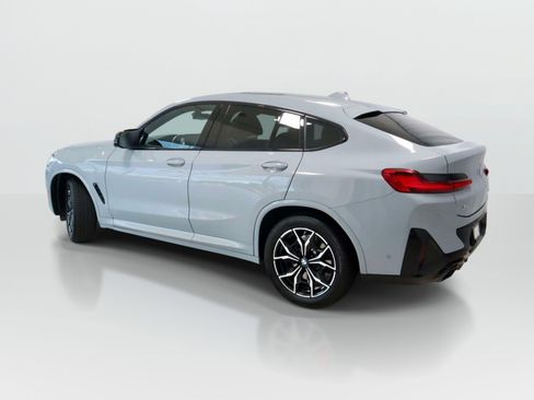 Used 2024 BMW X4 M40i AWD/4WD image 3