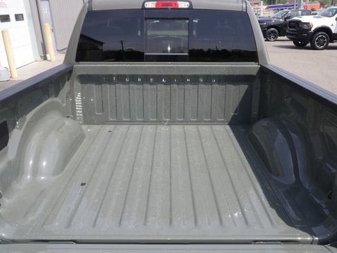 Used 2026 RAM 1500 Laramie AWD/4WD image 10