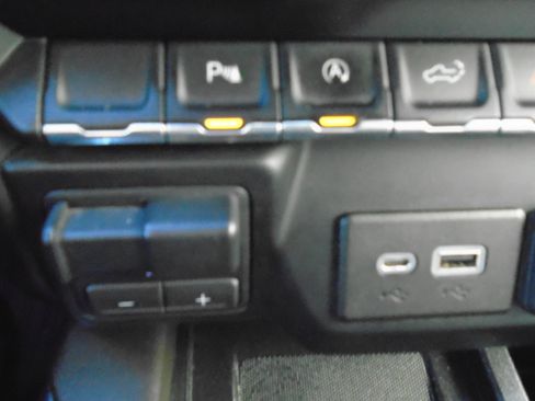 Used 2019 GMC Sierra 1500 SLT w/ SLT Premium Package image 68