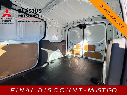Used 2022 Ford Transit Connect XL image 19