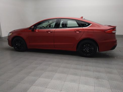 Used 2020 Ford Fusion SE w/ Equipment Group 151A image 3