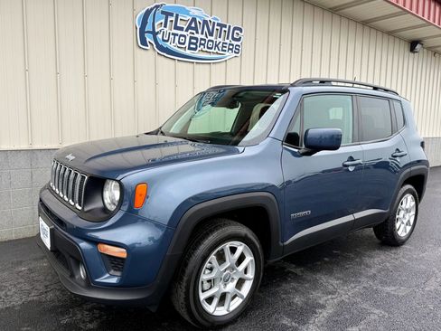 Used 2021 Jeep Renegade Latitude w/ Convenience Group AWD/4WD image 1