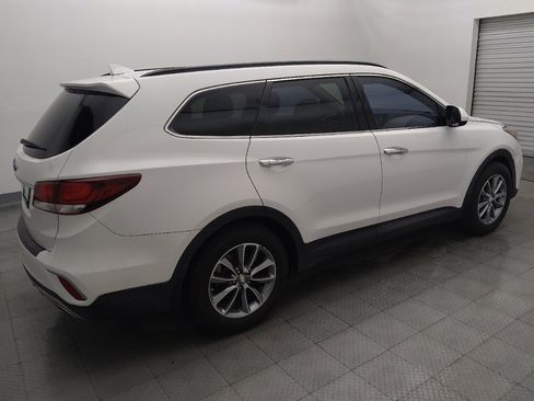 Used 2018 Hyundai Santa Fe SE FWD image 10