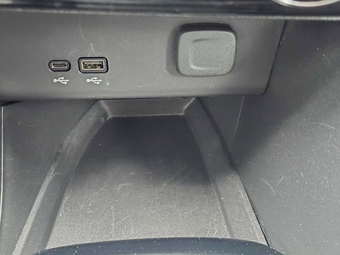 Used 2024 Buick Encore GX Sport Touring FWD image 27
