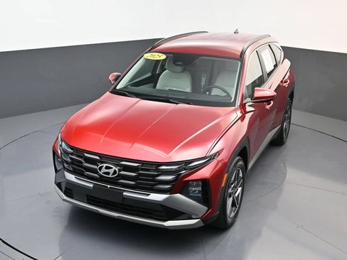 Used 2025 Hyundai Tucson SEL FWD image 19