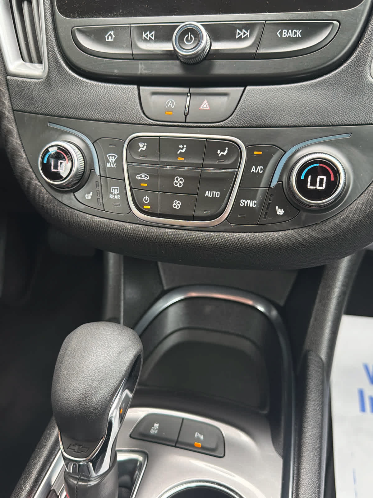 Used 2025 Chevrolet Malibu LT FWD image 23