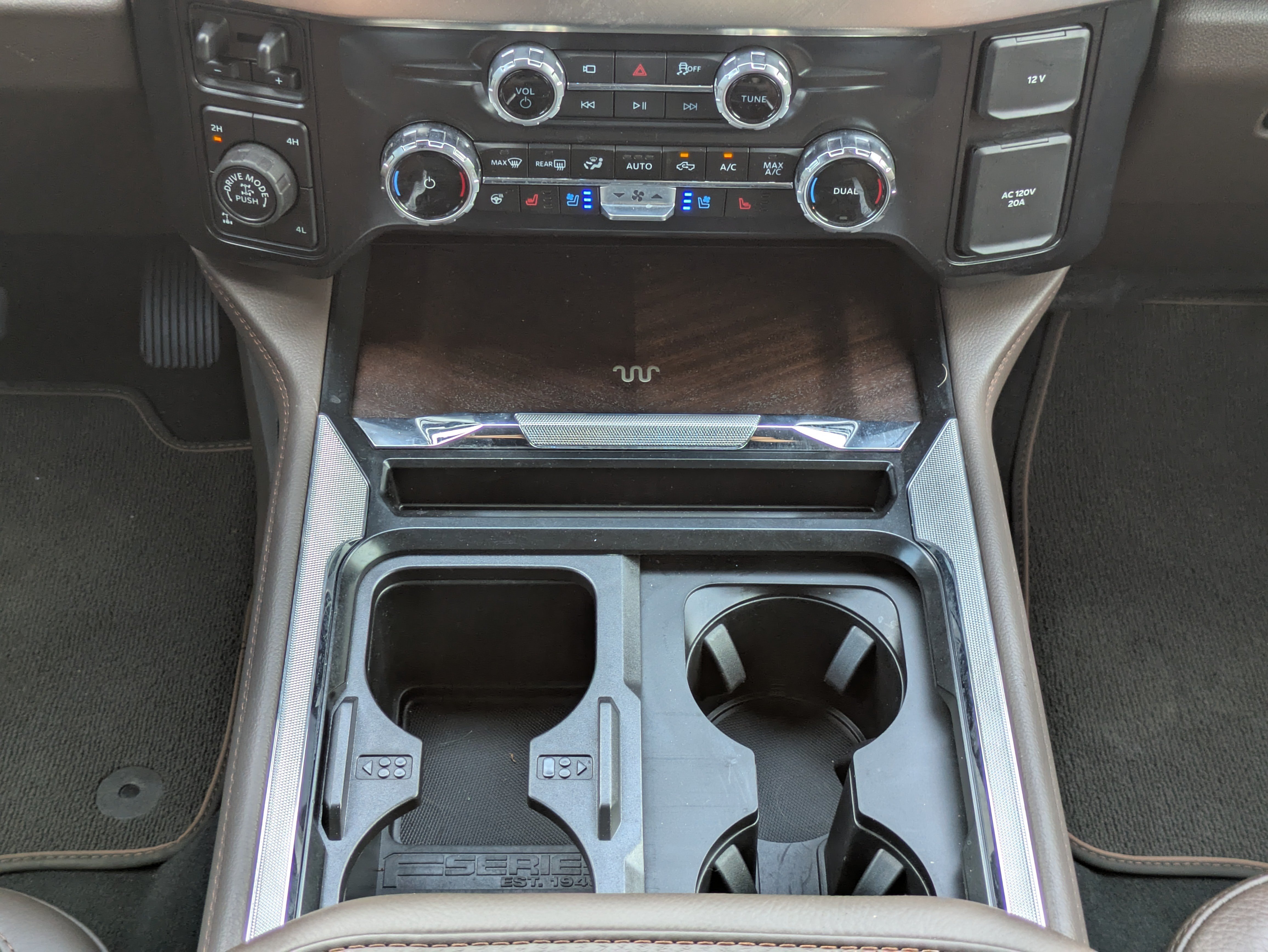 Used 2025 Ford F250 King Ranch w/ Tremor Off-Road Package AWD/4WD image 19
