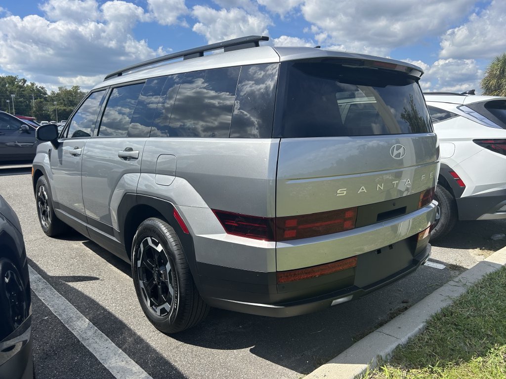 Certified 2026 Hyundai Santa Fe SEL AWD/4WD image 6