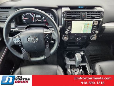 Used 2022 Toyota 4Runner TRD Off-Road Premium image 27