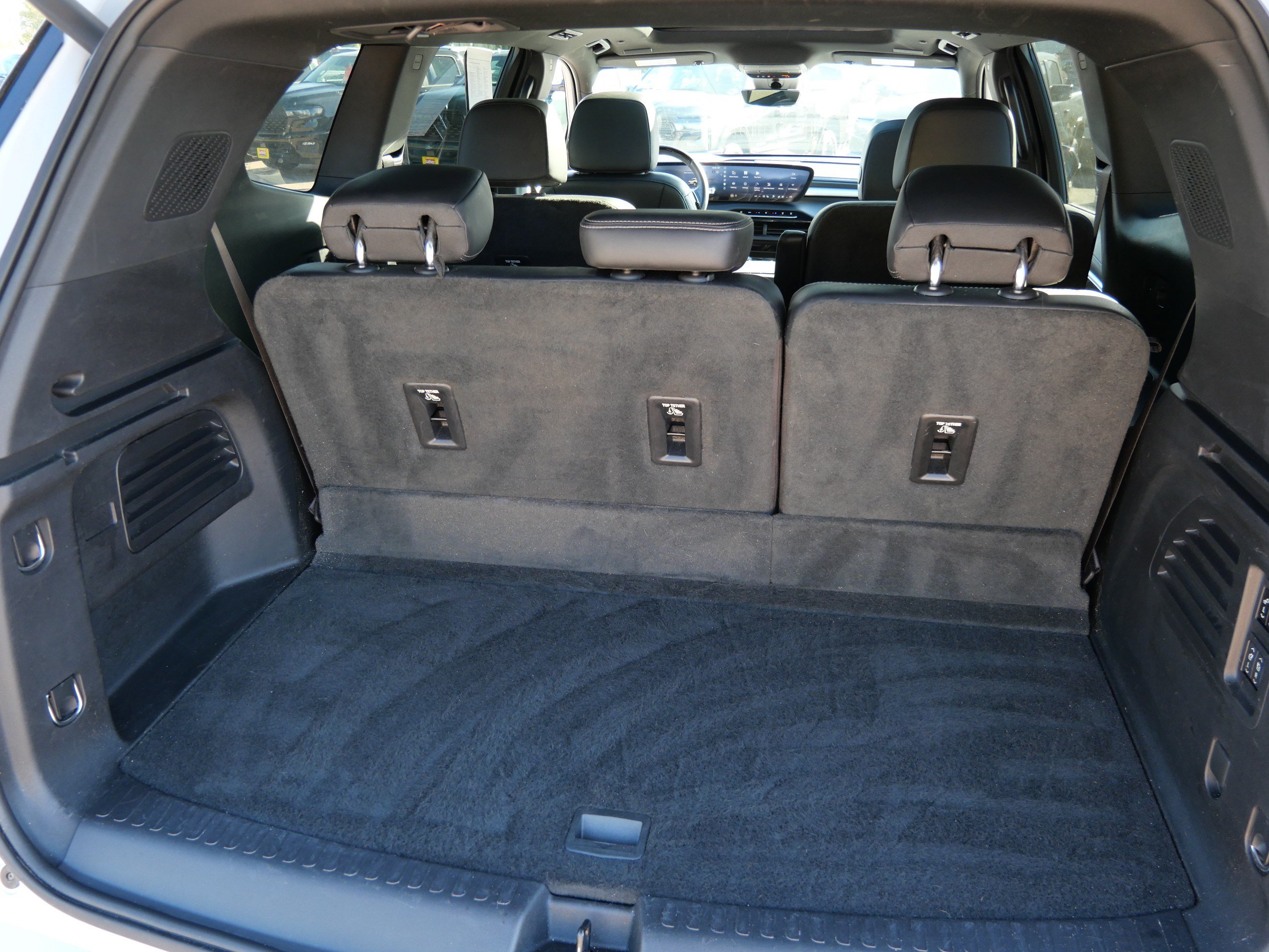 Used 2026 Buick Enclave Avenir w/ Super Cruise Package FWD image 18
