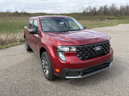 New 2026 Ford Maverick XLT image 7