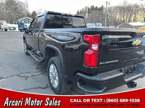 Used 2022 Chevrolet Silverado 2500 High Country w/ Z71 Off-Road Package image 12