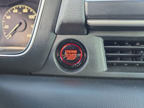 Certified 2023 Honda Pilot Sport image 24