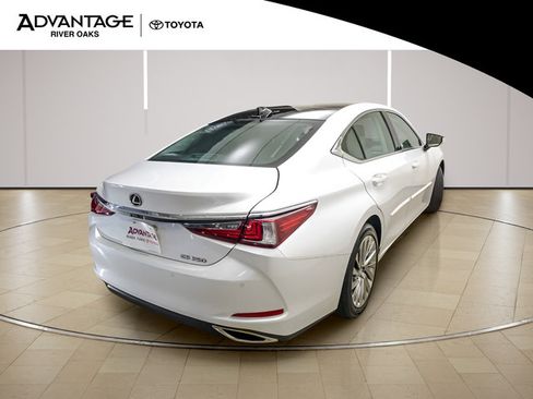 Used 2020 Lexus ES 350 w/ Accessory Package 2 FWD image 7