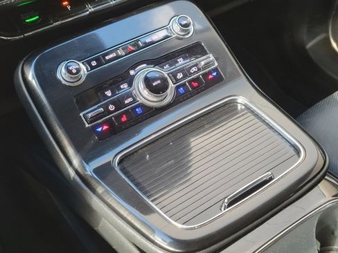Used 2022 Lincoln Nautilus Reserve image 39