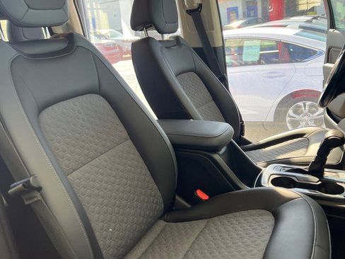 Used 2018 Chevrolet Colorado Z71 image 12