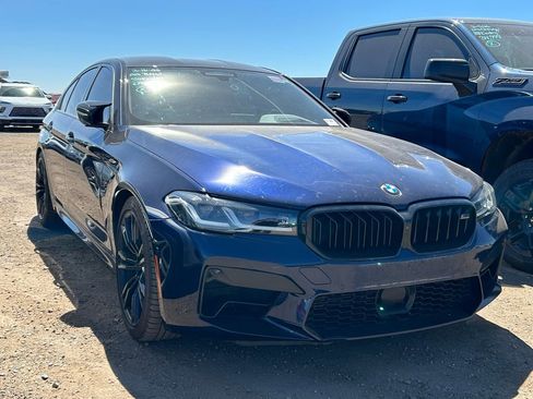 Used 2022 BMW M5 Base image 2