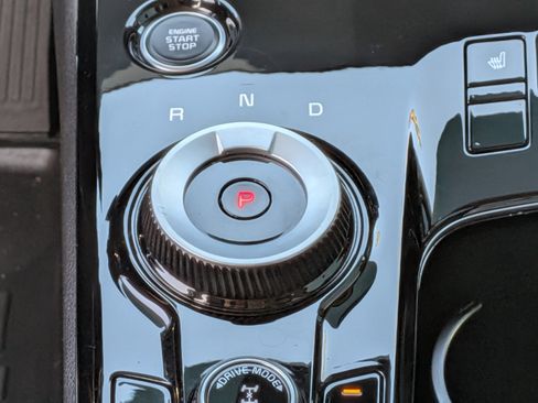 Used 2023 Kia Sportage EX image 18