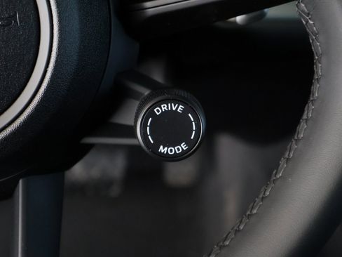 New 2025 Porsche Cayenne image 29