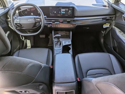 Certified 2026 Kia Sportage SX FWD image 14