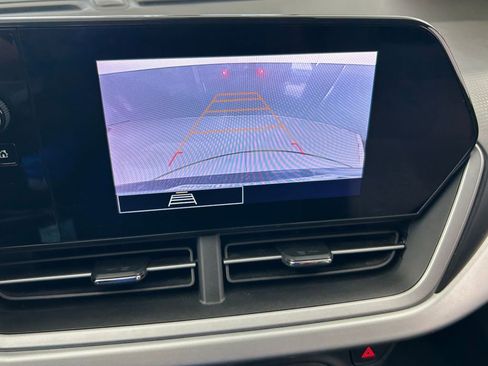 Used 2024 Chevrolet Trax LS image 22