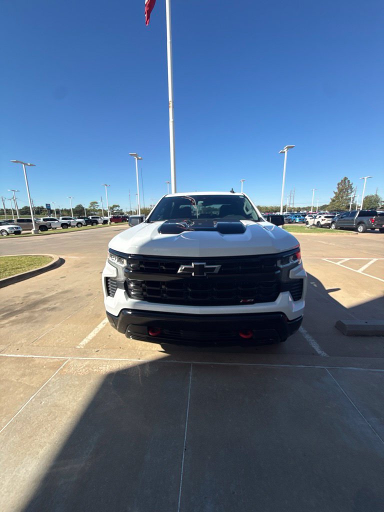 Used 2024 Chevrolet Silverado 1500 LT Trail Boss w/ Protection Package AWD/4WD image 7