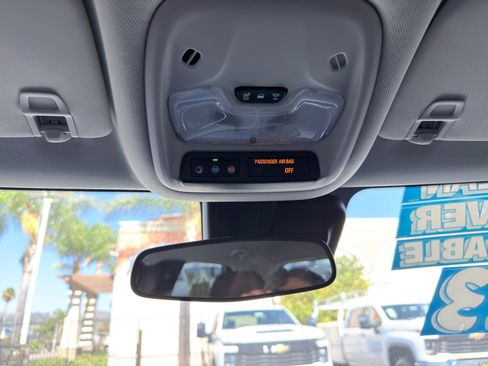 Used 2023 Chevrolet TrailBlazer LS FWD image 36