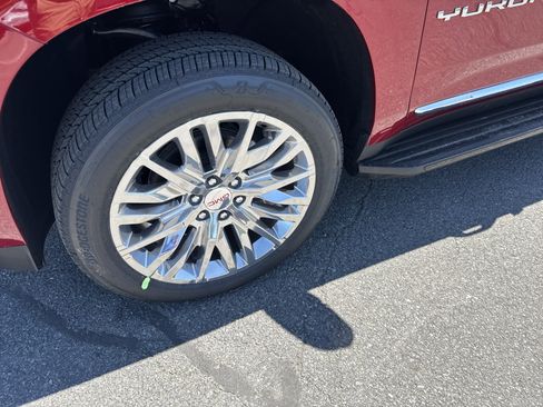 New 2026 GMC Yukon Elevation AWD/4WD image 9