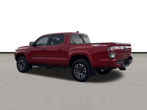 Used 2022 Toyota Tacoma TRD Sport w/ Technology Package RWD image 6