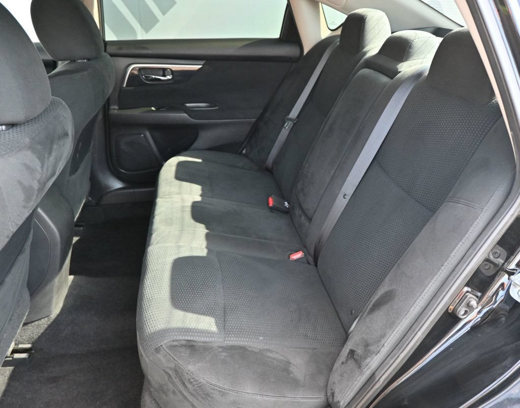 Used 2014 Nissan Altima 2.5 S FWD image 17
